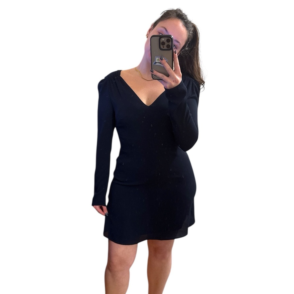 WAYF Elegant Navy Long Sleeve Dress